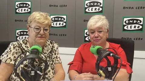 Nines López e Isabel medina, presidenta y tesorera de la Asociación de Vecinos de La Cala. Nines López e Isabel medina, presidenta y tesorera de la Asociación de Vecinos de La Cala.