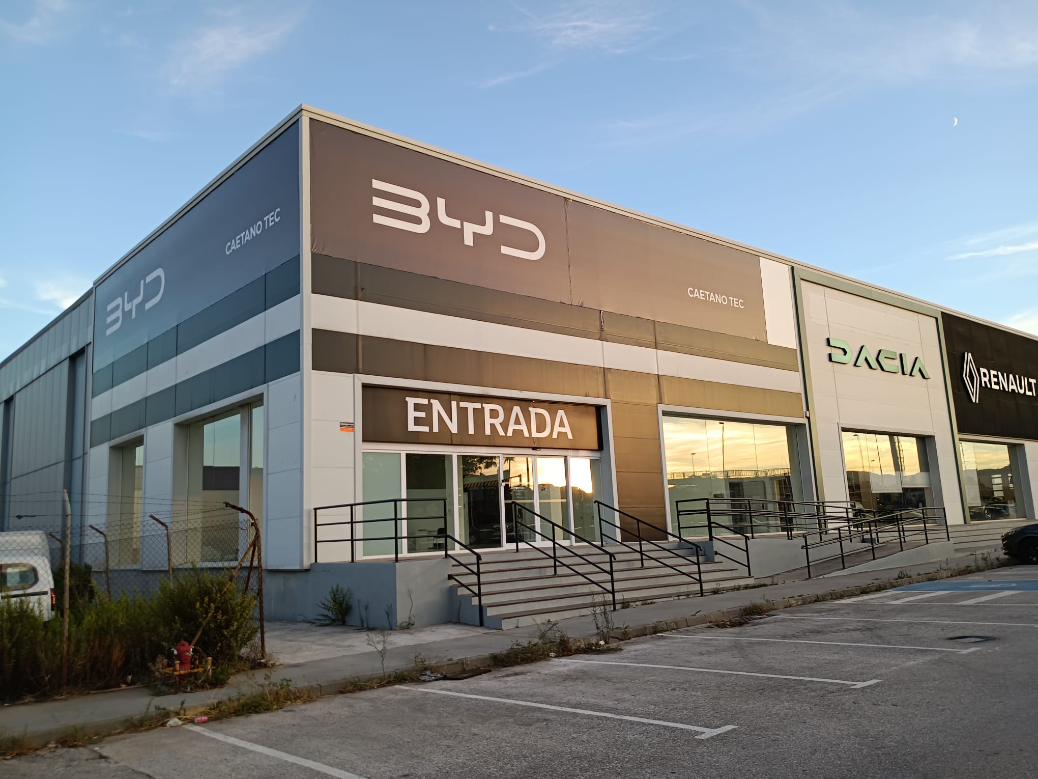 BYD abre en la provincia de Cádiz con Caetano TEC el cuarto concesionario de la marca en Andalucía BYD abre en la provincia de Cádiz con Caetano TEC el cuarto concesionario de la marca en Andalucía