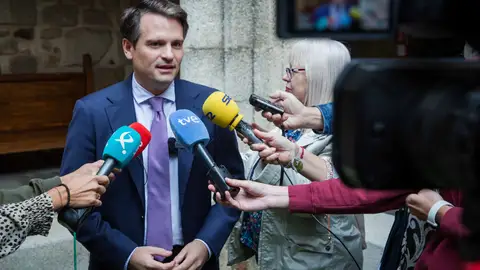 La Junta de Extremadura invertirá 375 millones de euros en los municipios extremeños en 2025, una cifra histórica en la región La Junta de Extremadura invertirá 375 millones de euros en los municipios extremeños en 2025, una cifra histórica en la región