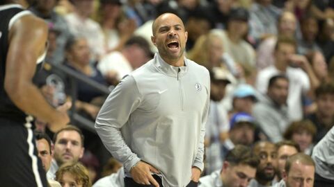 Jordi Fernández debuta en el banquillo de los Nets