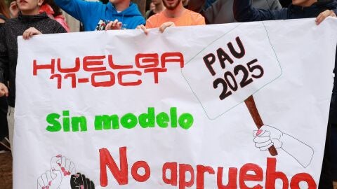 Pancarta en las manifestaciones de la huelga de estudiantes en Sevilla 