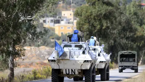 Misión de los cascos azules en Líbano Nuevo ataque contra los cascos azules en Líbano: dos heridos tras un bombardeo israelí
