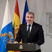 Fernando Clavijo, Presidente del Gobierno de Canarias en la comparencia posterior a su reunión con Pedro Sánchez