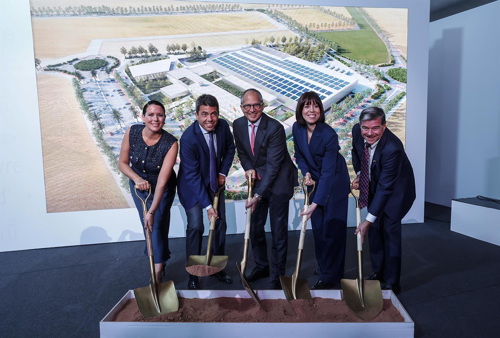 La futura planta de Edwards Lifesciences en Moncada (Valencia) comenzará su producción en 2027 La futura planta de Edwards Lifesciences en Moncada (Valencia) comenzará su producción en 2027