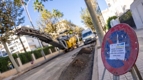 L&#39;Alfàs reasfalta las carreteras más desgastadas en la zona de El Albir