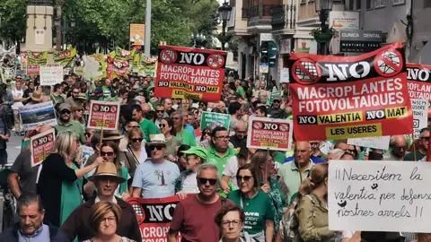 La Plataforma No a la MAT recauda 8.000 euros para cubrir los gastos judiciales La Plataforma No a la MAT recauda 8.000 euros para cubrir los gastos judiciales