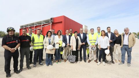 Visita a las obras del nuevo parque auxiliar de bomberos de Villena.