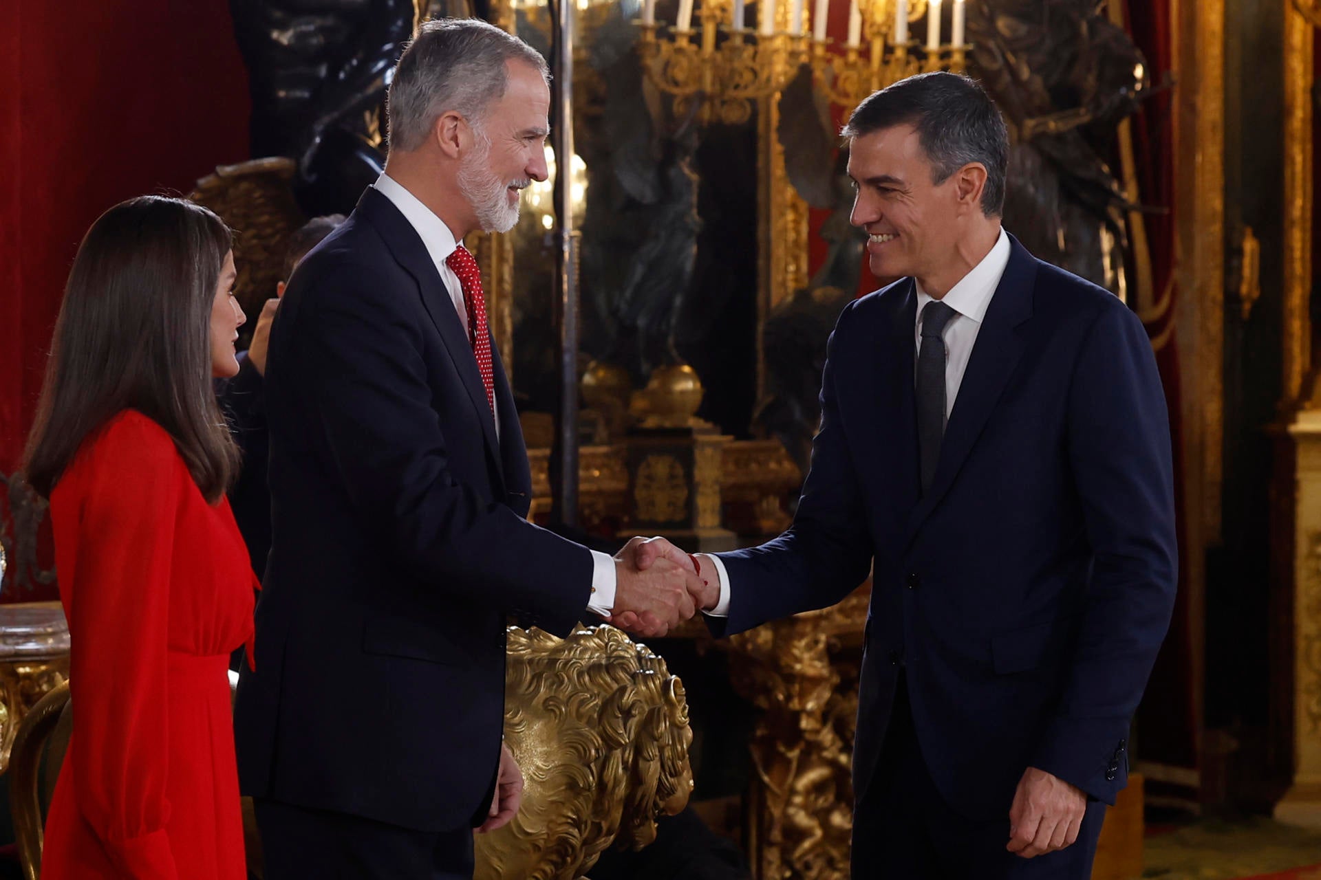 Sánchez asegura no estar preocupado por el 'caso Koldo' y tilda a Feijóo y Abascal de "Torquemadas" Sánchez asegura no estar preocupado por el 'caso Koldo' y tilda a Feijóo y Abascal de "Torquemadas"