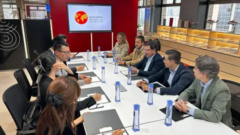 El consejero de Economía visita la Delegación Permanente de Atracción de Inversión en Pekín, China El consejero de Economía visita la Delegación Permanente de Atracción de Inversión en Pekín, China