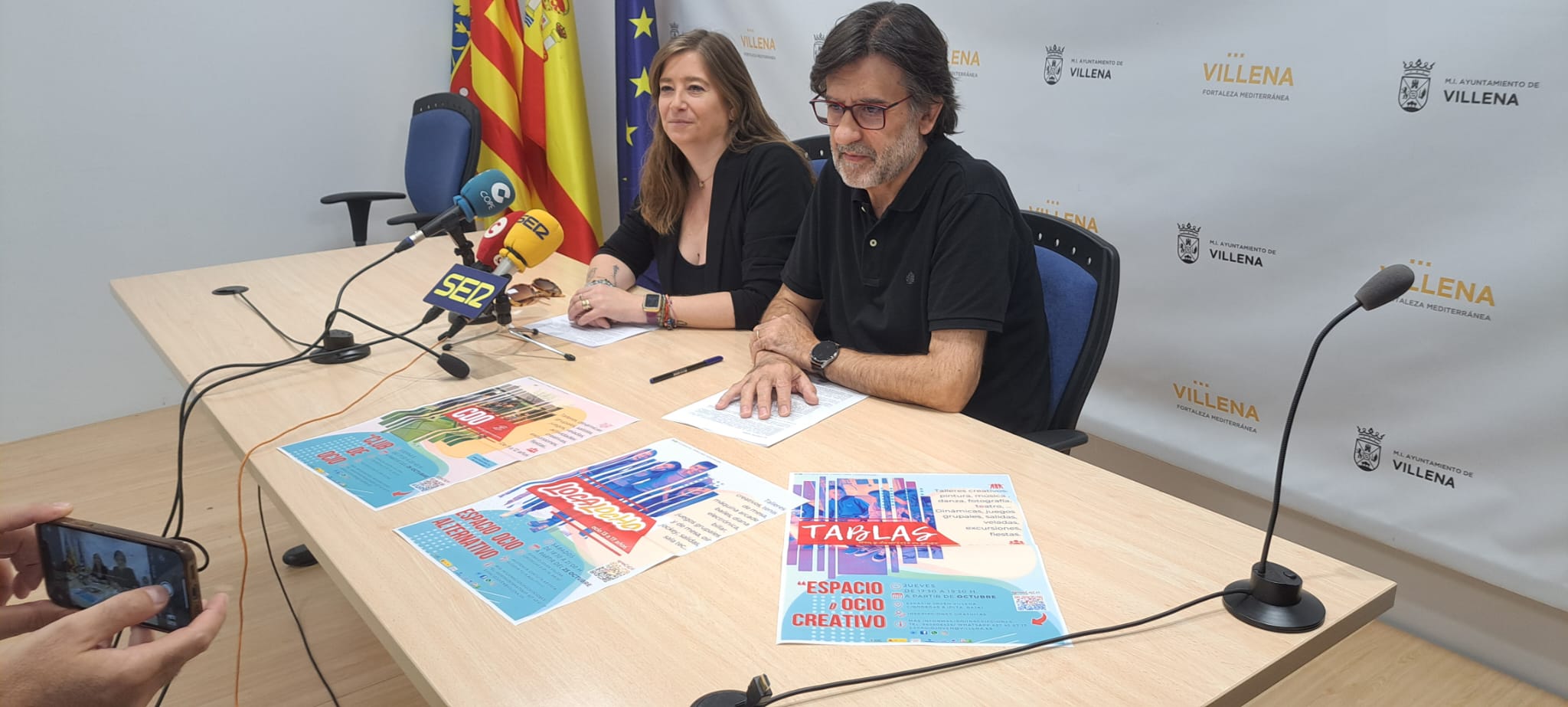 Villena abre el plazo de inscripción para participar en las actividades del Club de Ocio y del ‘Localocho’ Villena abre el plazo de inscripción para participar en las actividades del Club de Ocio y del ‘Localocho’