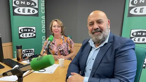 El alcalde de Palma, Jaime Martínez, atiende los micrófonos de Onda Cero Mallorca El alcalde de Palma, Jaime Martínez, atiende los micrófonos de Onda Cero Mallorca en una entrevista concedida a Elka Dimitrova en Onda Cero Mallorca