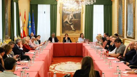 A mediod&iacute;a se re&uacute;ne el grupo de trabajo del Vial de Jove