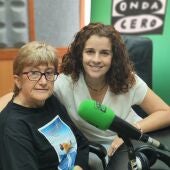 Begoña García, usuaria, y Muriel Previ, directora del Carlos Mir.