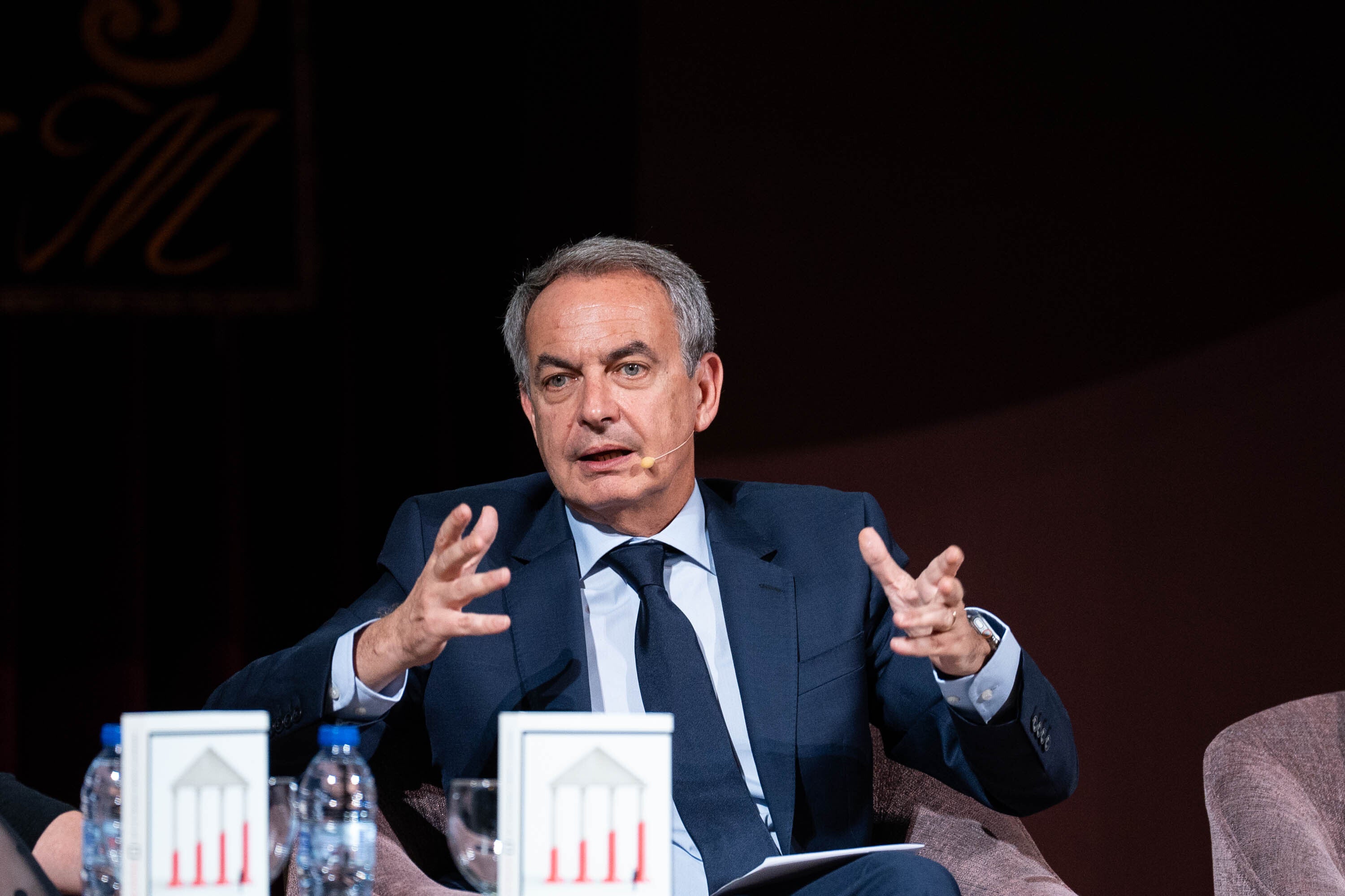 El embajador de Zapatero en Venezuela acepta 10 meses de cárcel por ocultar ganancias de la petrolera venezolana El embajador de Zapatero en Venezuela acepta 10 meses de cárcel por ocultar ganancias de la petrolera venezolana