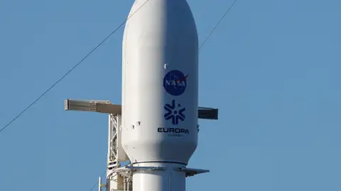 La NASA lanza Clipper hacia una luna helada de Júpiter para buscar condiciones favorables de vida La NASA lanza Clipper hacia una luna helada de Júpiter para buscar condiciones favorables de vida