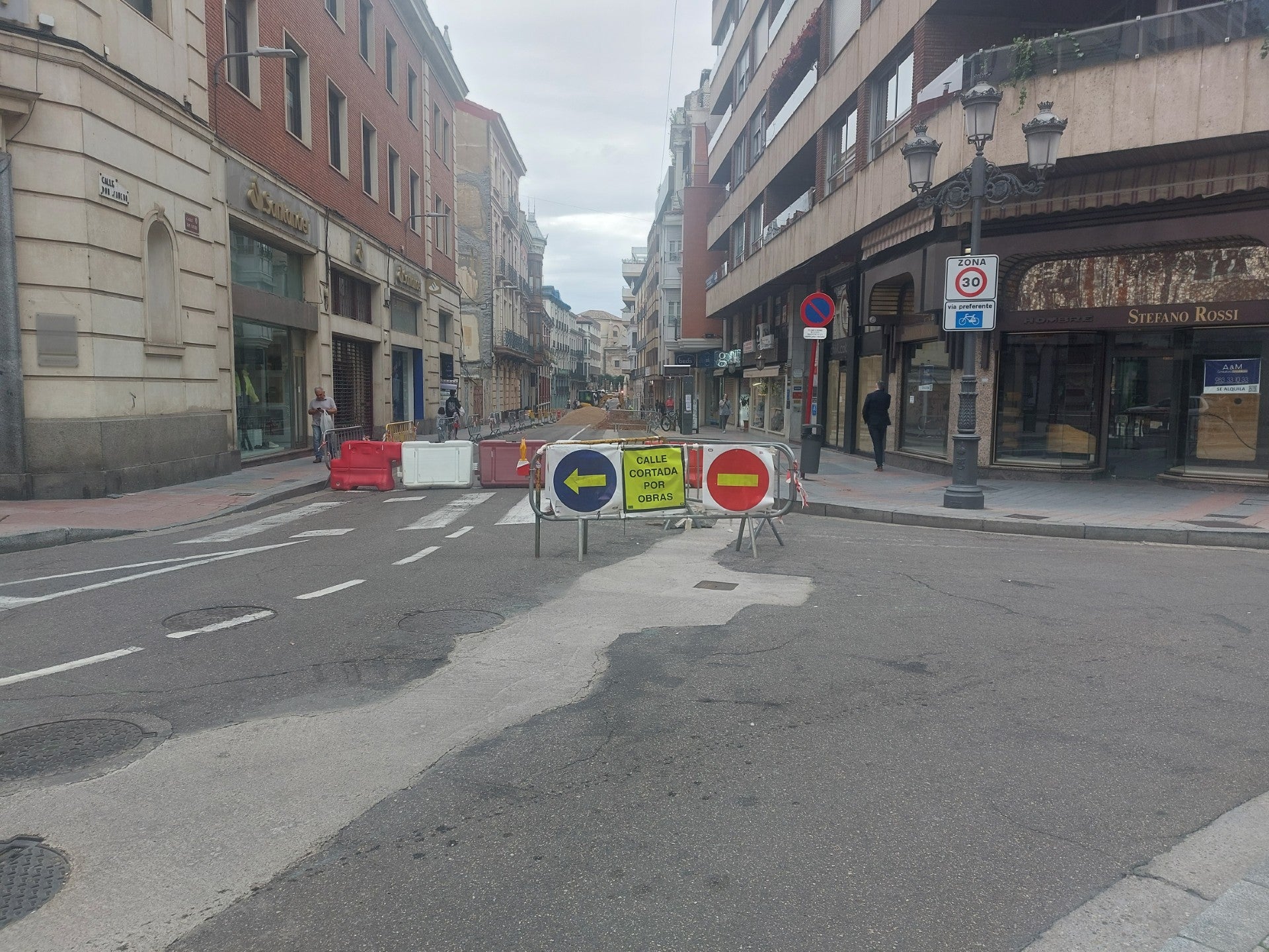 Durante cinco días cortado al tráfico el tramo entre las calles Cestilla y Don Sancho Durante cinco días cortado al tráfico el tramo entre las calles Cestilla y Don Sancho