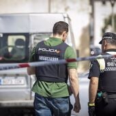  Efectivos de la Policía Nacional en una operación en las Tres Mil Viviendas. Imagen de archivo