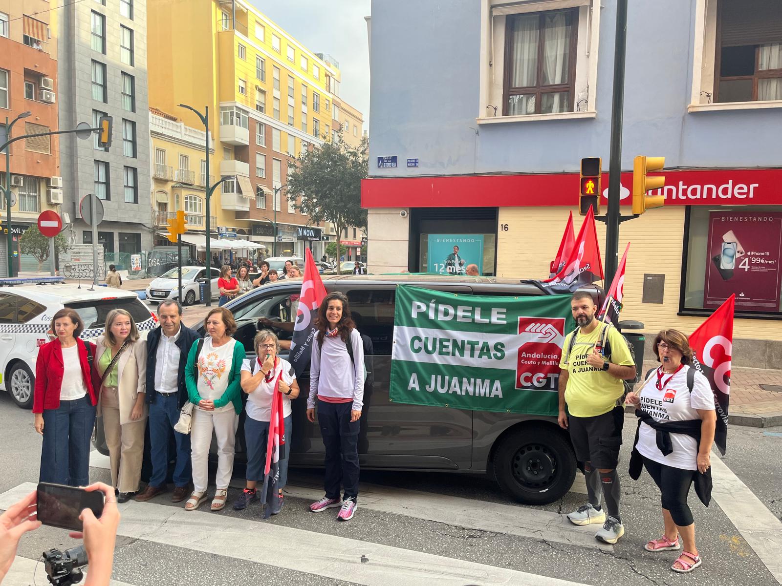 'Pídele cuentas a Juanma': 200 km a pie de Málaga a Sevilla por la dependencia 'Pídele cuentas a Juanma': 200 km a pie de Málaga a Sevilla por la dependencia