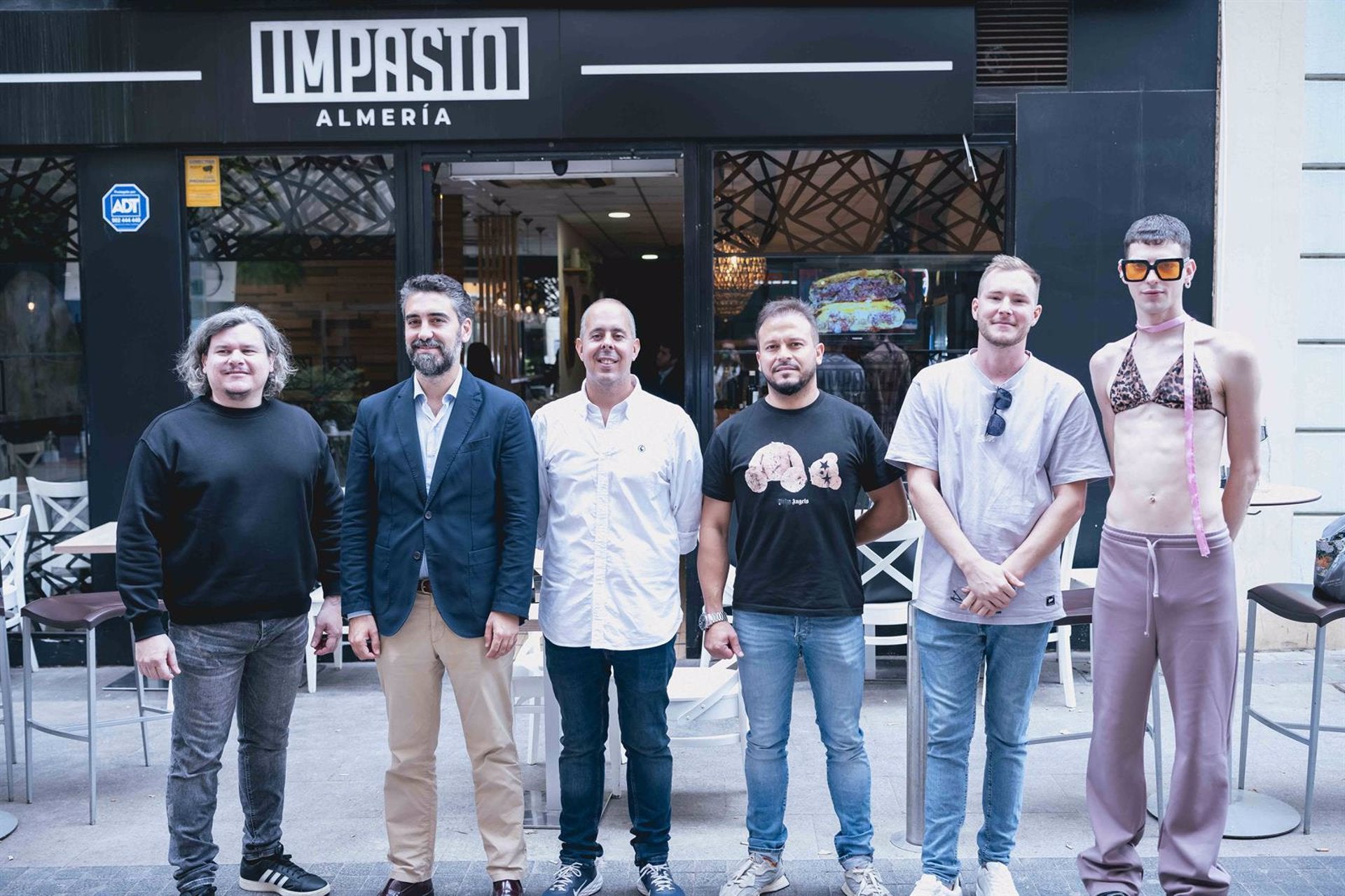 'The Champions Burger' aterriza en Almería para elegir la mejor hamburguesa de toda España 'The Champions Burger' aterriza en Almería para elegir la mejor hamburguesa de toda España