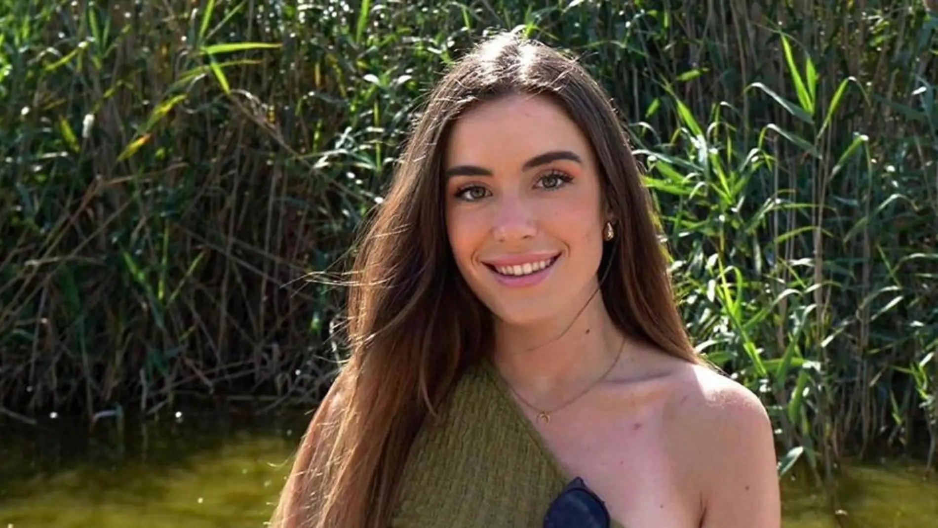 La joven de Godelleta en una foto difundida por su familia. La joven de Godelleta en una foto difundida por su familia.