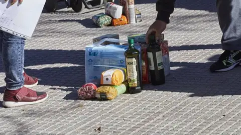 Aumenta la población en situación de pobreza Aumenta la población en situación de pobreza