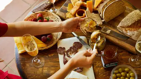 Un cardiólogo advierte a los jóvenes ante el aumento de cáncer: evita estos dos alimentos, "te están matando" Un cardiólogo advierte a los jóvenes ante el aumento de cáncer: evita estos dos alimentos, "te están matando"