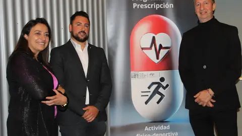 El Ayuntamiento de Palencia presenta a colegios profesionales del ámbito sociosanitario su programa de Prescripción de la Receta de Actividad Físico-Deportiva y Social .
