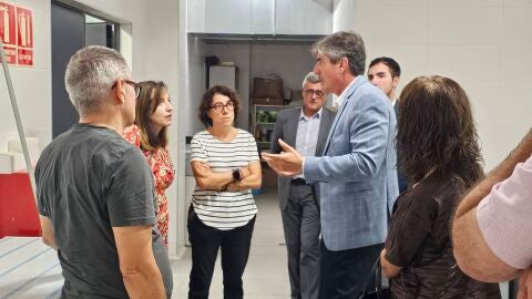 Visita institucional de la directora general de Patrimonio Cultural y el subdirector de Espacios Naturales Protegidos, Carles Borrás a Villajoyosa