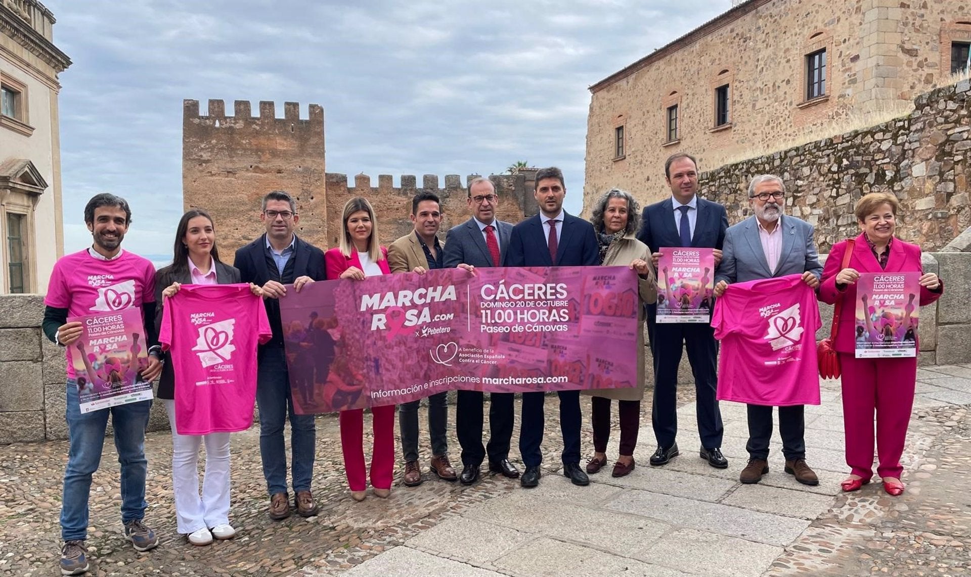 Unas 6.000 personas participarán en la Marcha Rosa de Cáceres este domingo 20 de octubre a favor de la AECC Unas 6.000 personas participarán en la Marcha Rosa de Cáceres este domingo 20 de octubre a favor de la AECC