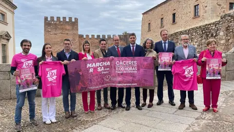 Unas 6.000 personas participarán en la Marcha Rosa de Cáceres este domingo 20 de octubre a favor de la AECC Unas 6.000 personas participarán en la Marcha Rosa de Cáceres este domingo 20 de octubre a favor de la AECC