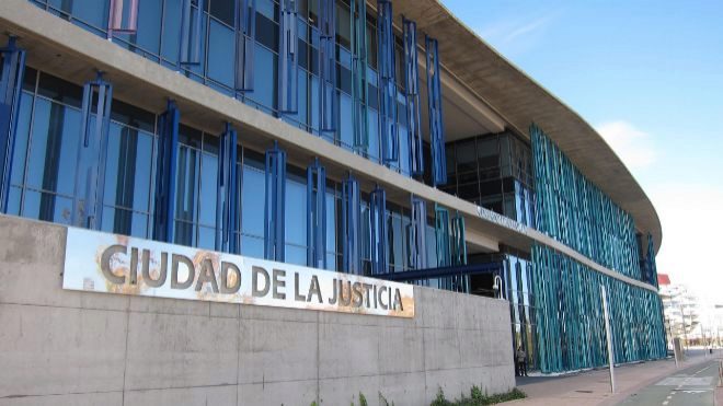 Los procuradores aragoneses piden tener un papel más activo para desatascar la Justicia Los procuradores aragoneses piden tener un papel más activo para desatascar la Justicia