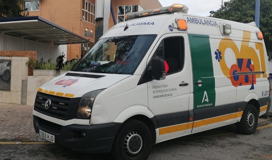Herido grave un trabajador al caer desde diez metros de altura en una obra en el Palacio de Deportes Herido grave un trabajador al caer desde diez metros de altura en una obra en el Palacio de Deportes