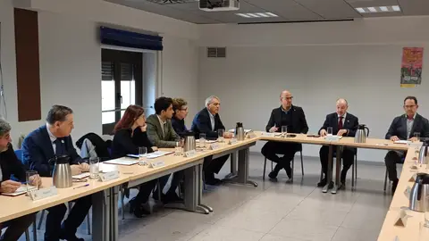 El 80% de los inmigrantes ilegales en Aragón proviene de América Reunión Delegación del Gobierno para facilitar la incorporación laboral de personas migrantes