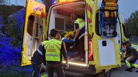 Herido grave un ciclista tras una caída en una pista de Cillorigo de Liébana en Cantabria 112 Cantabria atiende a un ciclista tras una caída en una pista de Cillorigo de Liébana en Cantabria