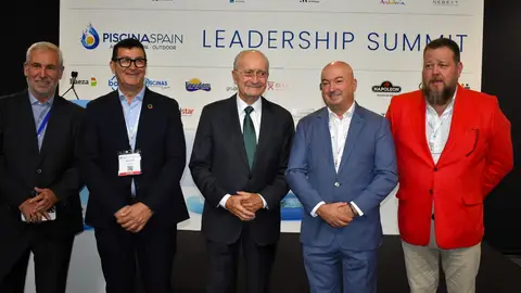 Andalucía lidera el sector de la piscina con 326.000 unidades y para 2025 se esperan 30 mil nuevas unidades Andalucía lidera el sector de la piscina con 326.000 unidades y para 2025 se esperan 30 mil nuevas unidades