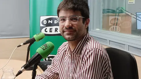 La Banda Sinfónica Complutense celebra este viernes su 25 aniversario con un concierto y la inauguración de una exposición conmemorativa Carlos Marigil, presidente de la Banda Sinfónica Complutense