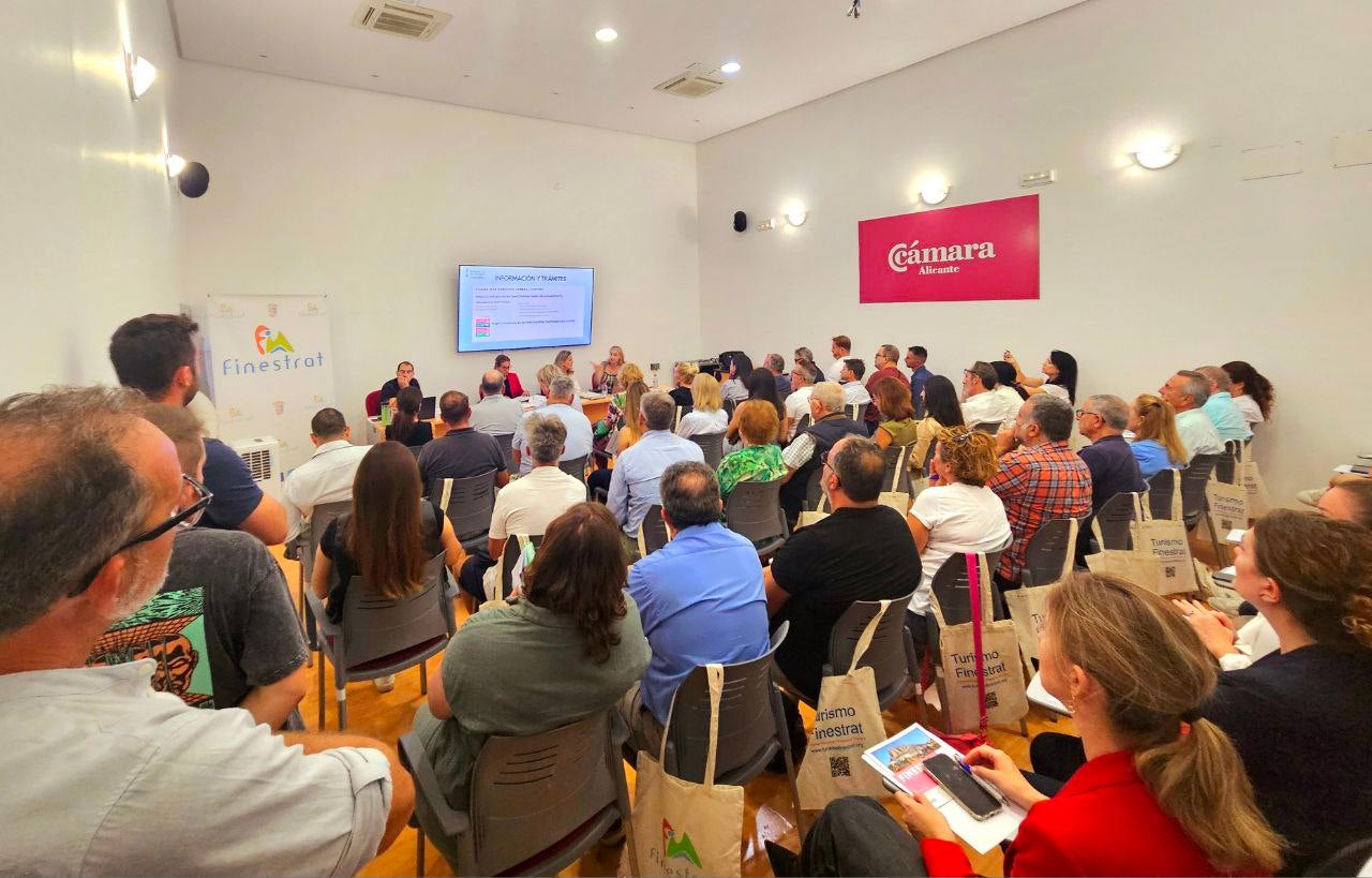 Finestrat continuará informando vía whatsApp sobre el funcionamiento del nuevo Decreto regulador de apartamentos turísticos Finestrat continuará informando vía whatsApp sobre el funcionamiento del nuevo Decreto regulador de apartamentos turísticos