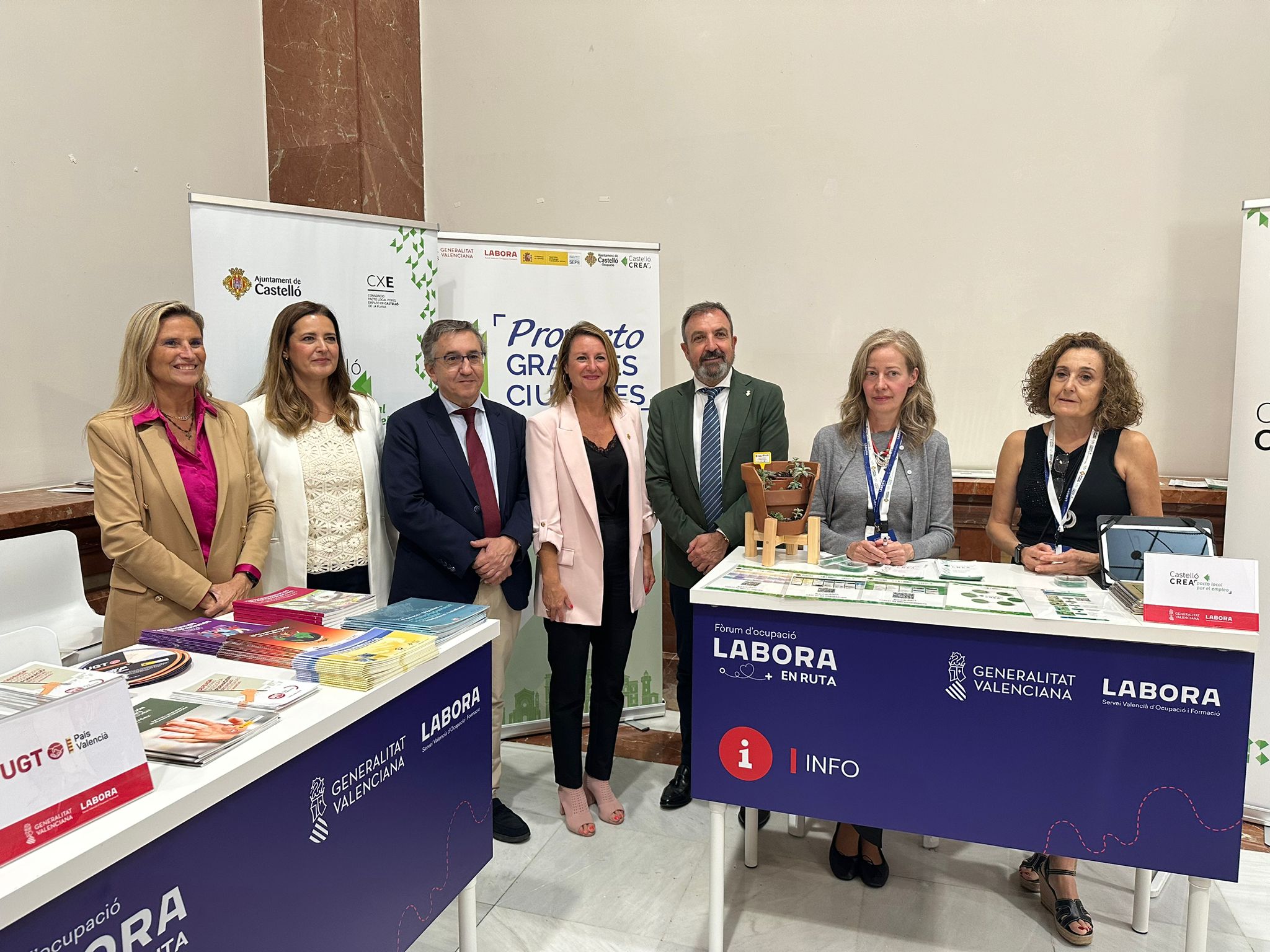 Rovira participa en el foro Labora en Ruta de Castelló de la Plana donde se ofrecen 80 puestos de trabajo Rovira participa en el foro Labora en Ruta de Castelló de la Plana donde se ofrecen 80 puestos de trabajo