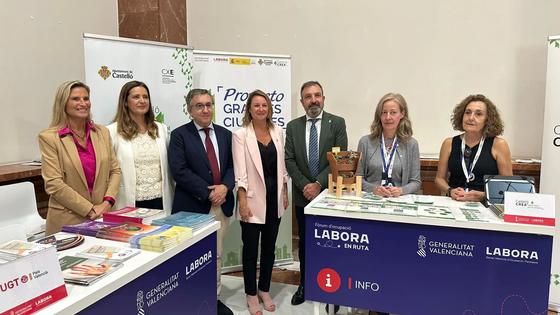 Rovira participa en el foro Labora en Ruta de Castelló de la Plana donde se ofrecen 80 puestos de trabajo Rovira participa en el foro Labora en Ruta de Castelló de la Plana donde se ofrecen 80 puestos de trabajo