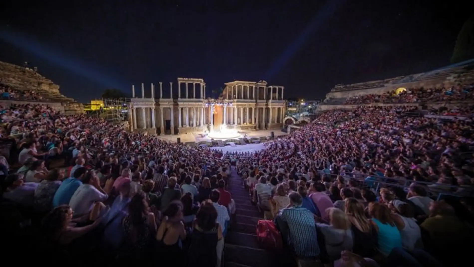 Pentación de Cimarro y dos uniones temporales de empresas optan al nuevo contrato del Festival de Mérida para 2025 y 2026 Pentación de Cimarro y dos uniones temporales de empresas optan al nuevo contrato del Festival de Mérida para 2025 y 2026