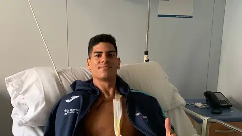 El Servigroup anuncia la ampliación, por un año, del contrato de Leo Alonso, que fue operado ayer, con éxito, de su lesión El Servigroup anuncia la ampliación, por un año, del contrato de Leo Alonso, que fue operado ayer, con éxito, de su lesión