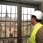 Carlos Velázquez visita el edificio Abdón de Paz, que acogerá el futuro Museo de Toledo Carlos Velázquez visita el edificio Abdón de Paz, que acogerá el futuro Museo de Toledo