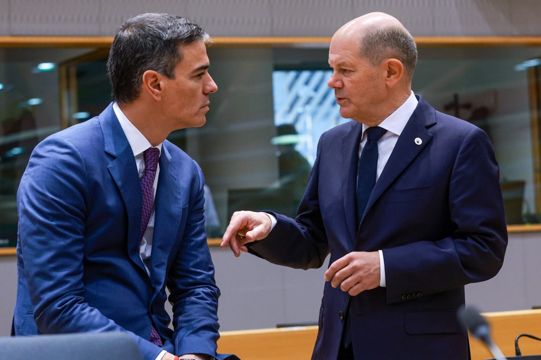 Sánchez asegura que el fiscal general del Estado hizo "lo que tenía que hacer" y llama "delincuente confeso" al novio de Ayuso Sánchez asegura que el fiscal general del Estado hizo "lo que tenía que hacer" y llama "delincuente confeso" al novio de Ayuso