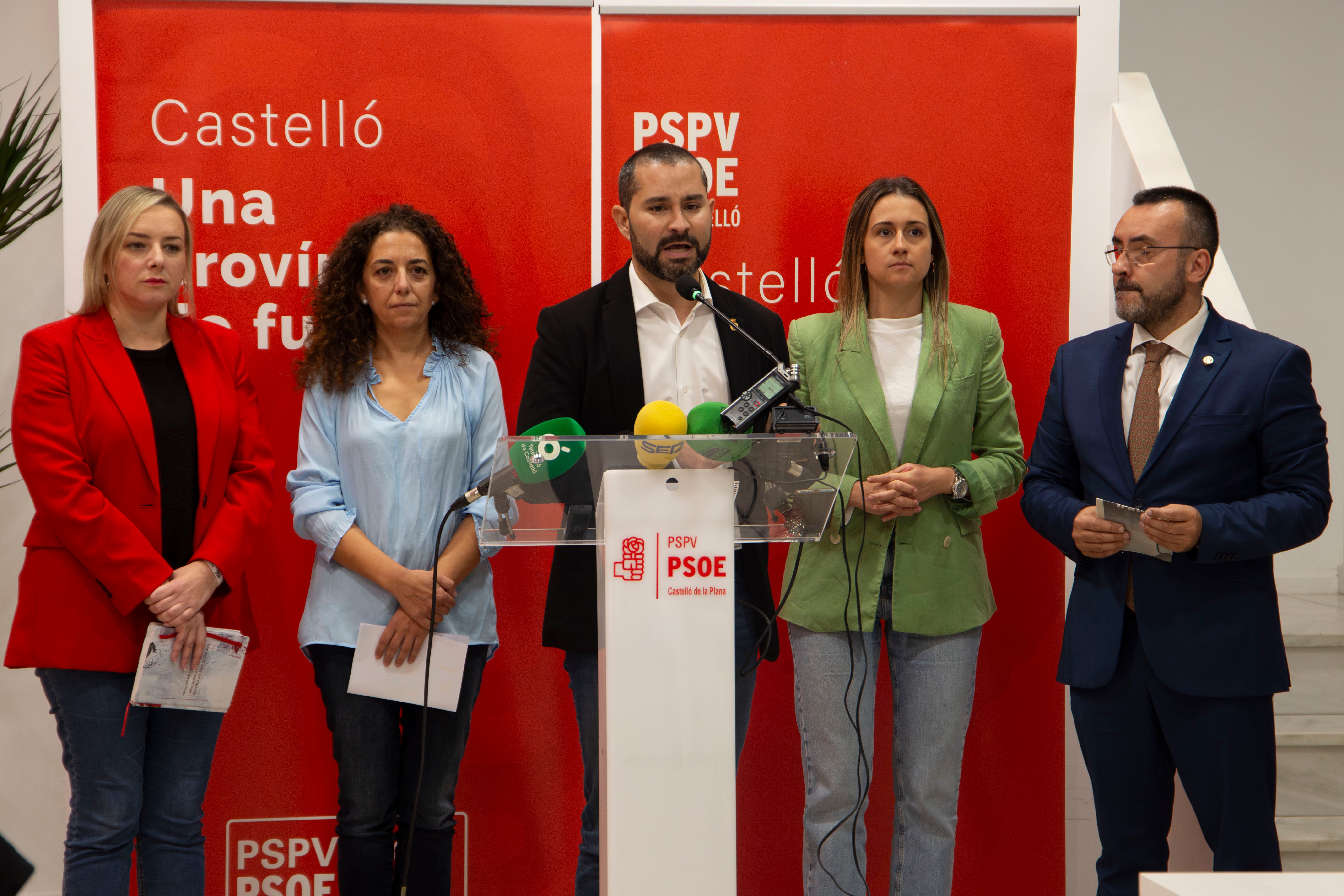 El PSPV pide la dimisión de Marta Barrachina como presidenta del PPCS por "manipular el debate sobre la tasa de basuras" El PSPV pide la dimisión de Marta Barrachina como presidenta del PPCS por "manipular el debate sobre la tasa de basuras"