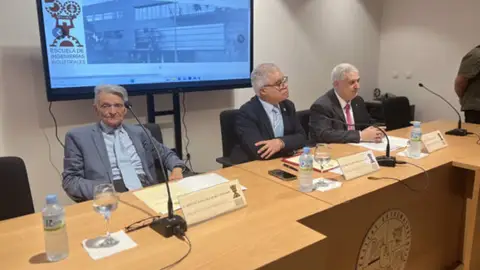 La Escuela de Industriales de la Universidad de Extremadura celebra su 50º aniversario centrada en legado y su futuro La Escuela de Industriales de la Universidad de Extremadura celebra su 50º aniversario centrada en legado y su futuro
