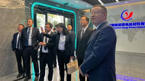 La delegación extremeña desplazada a China visita las instalaciones de Hunan Yunen Technology en Guiyang La delegación extremeña desplazada a China visita las instalaciones de Hunan Yunen Technology en Guiyang