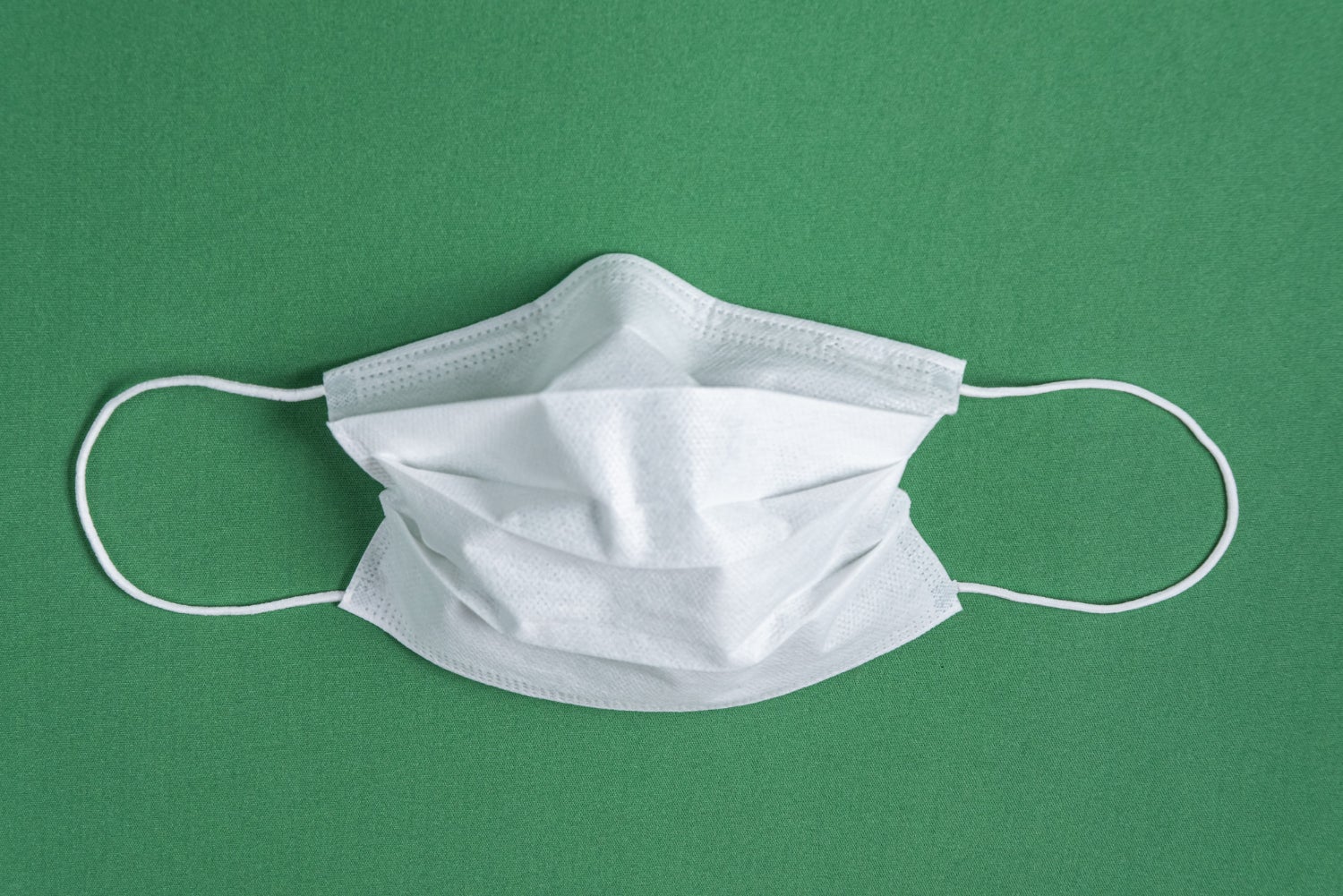 Los cuatro escenarios de gravedad que Sanidad usará para volver a las mascarillas Los cuatro escenarios de gravedad que Sanidad usará para volver a las mascarillas