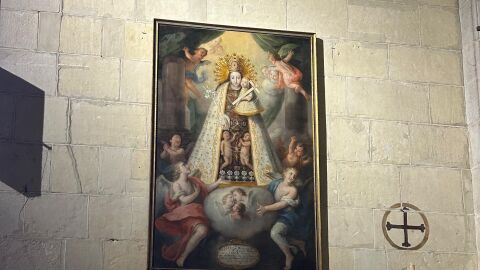 Cuadro restaurado de la Virgen de los Desamparados en la bas&iacute;lica de Santa Mar&iacute;a Elche.