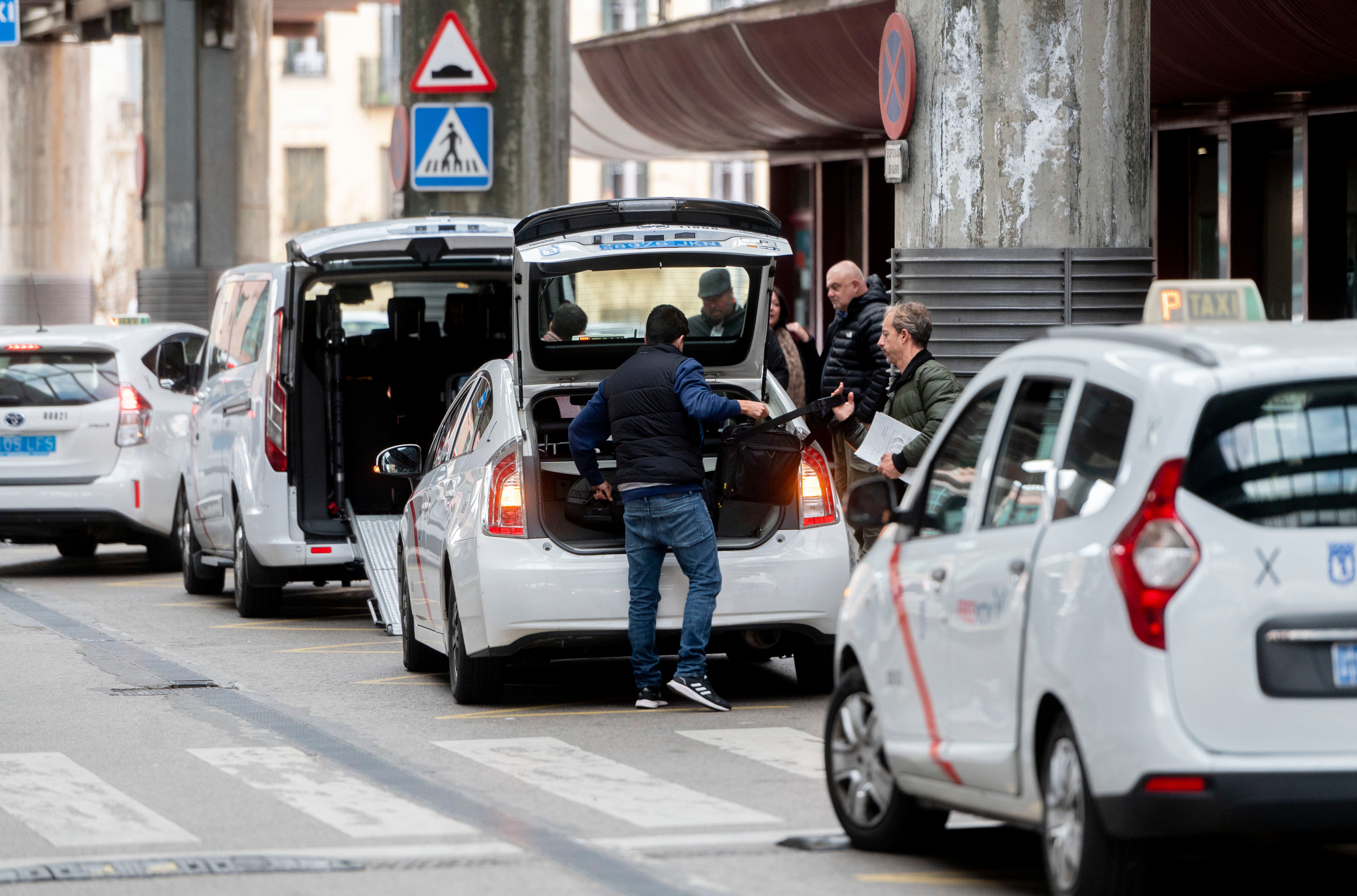 1.000 euros por un taxi entre Benidorm y Valladolid 1.000 euros por un taxi entre Benidorm y Valladolid