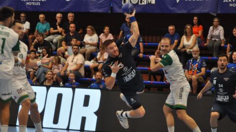 El Servigroup Balonmano Benidorm tratar&aacute; de romper su mala racha hist&oacute;rica con el Logro&ntilde;o